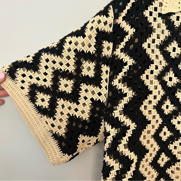 SANDRO Women’s Carla Crochet Short Sleeve Shirt Black & Cream - Picture 5 of 9